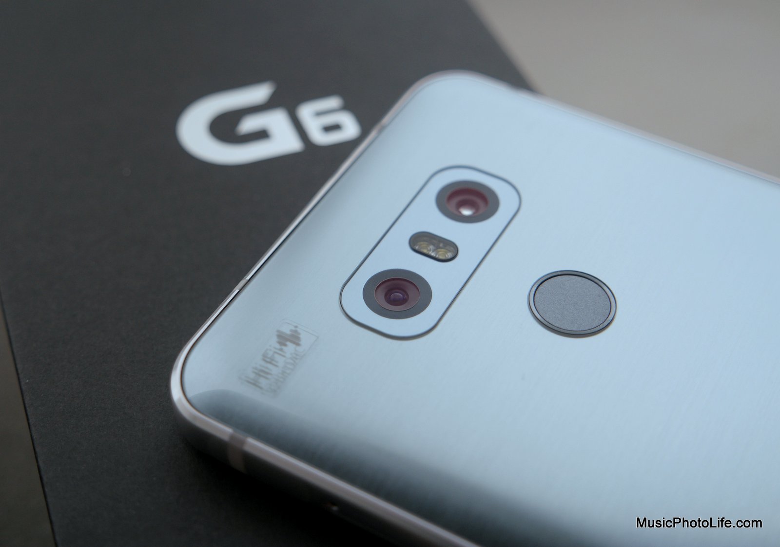 LG G6 rear dual cameras, review by musicphotolife.com