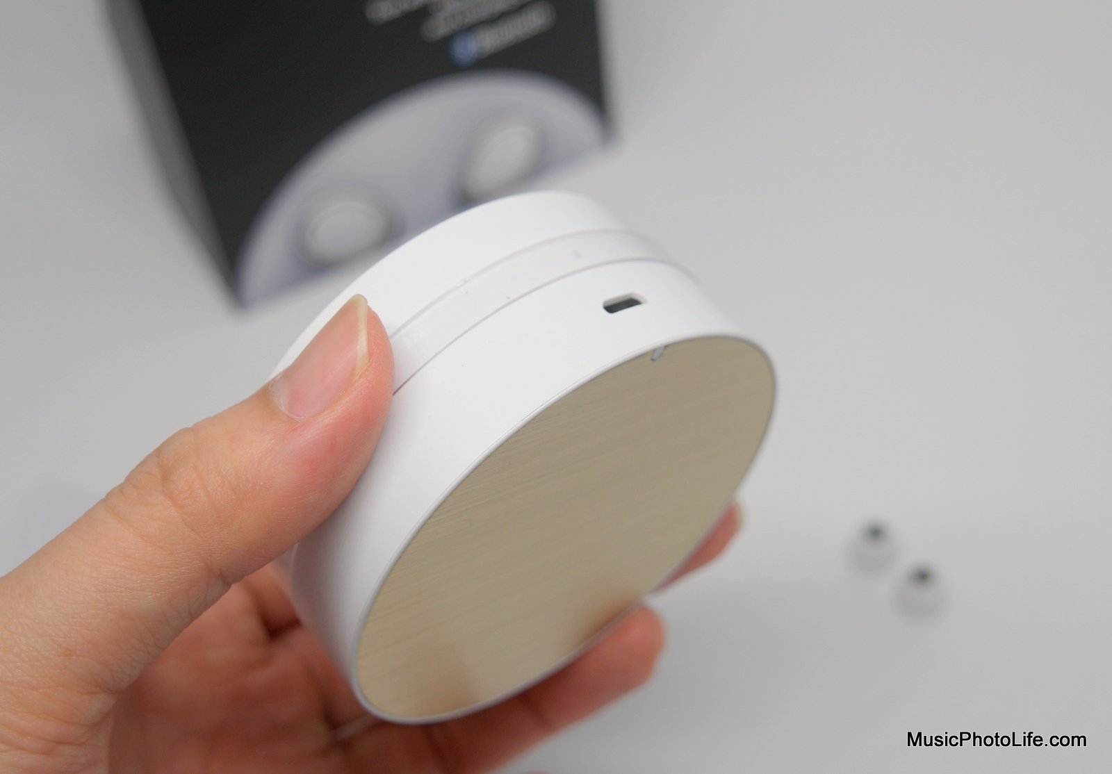 Gold Touch Asia GTA Insight True Wireless Earbuds Review by musicphotolife.com