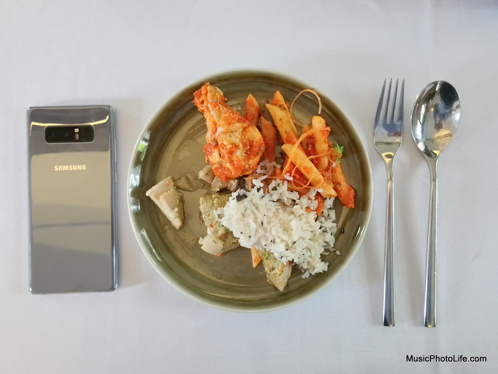 Samsung Galaxy Note8 Singapore First Look by musicphotolife.com