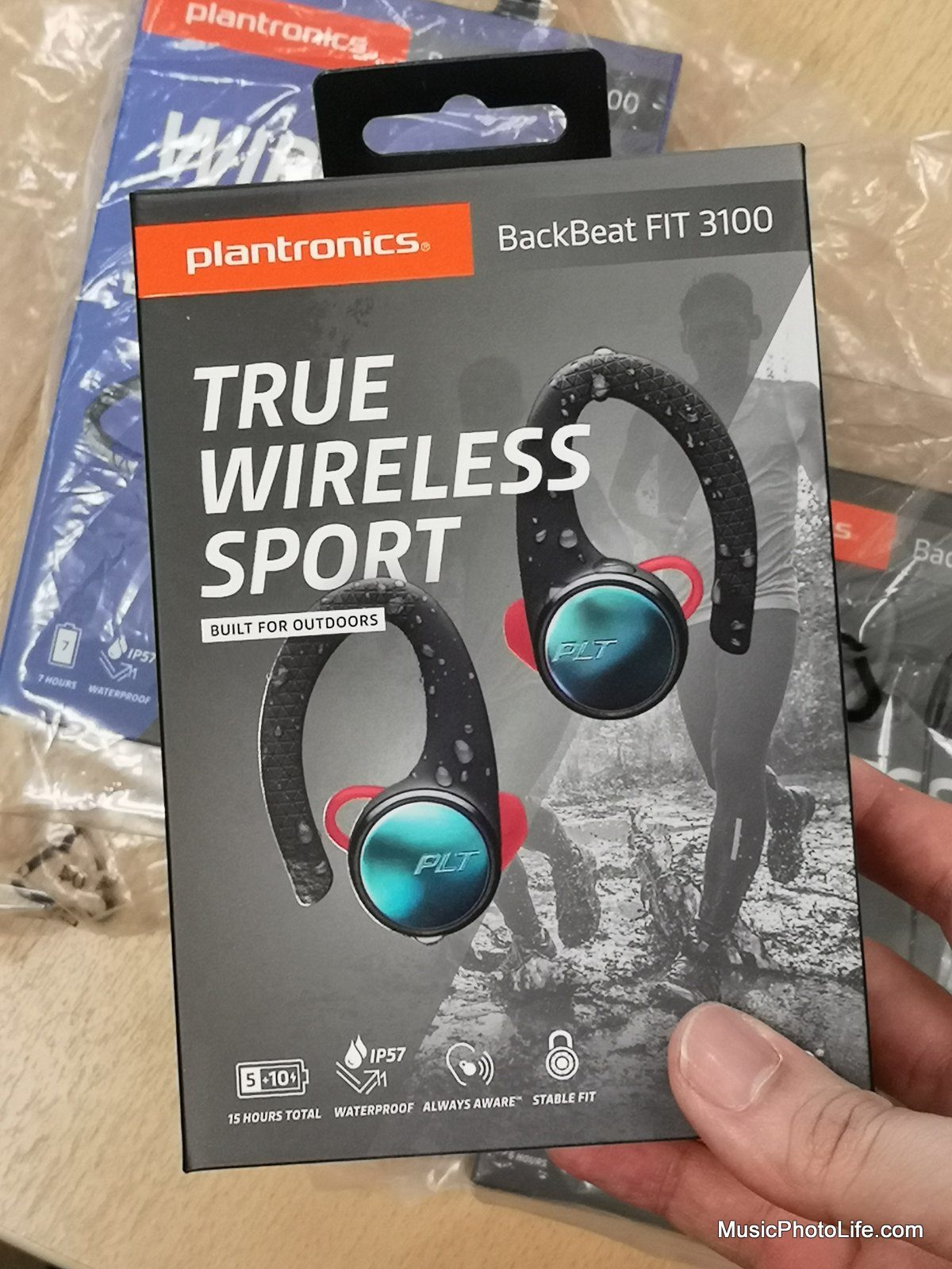 Plantronics_BackBeat_Fit3100_2