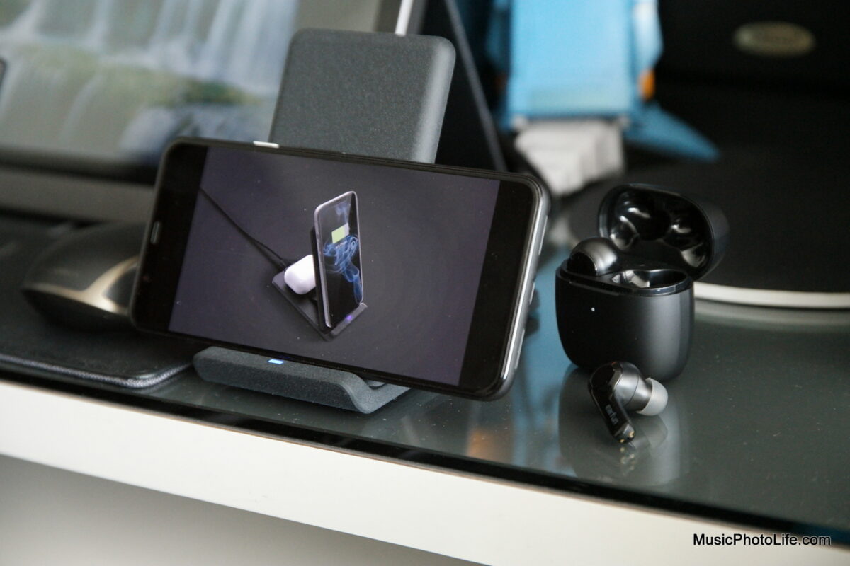 UNIQ Vertex Duo review by Music Photo Life, Singapore tech blog