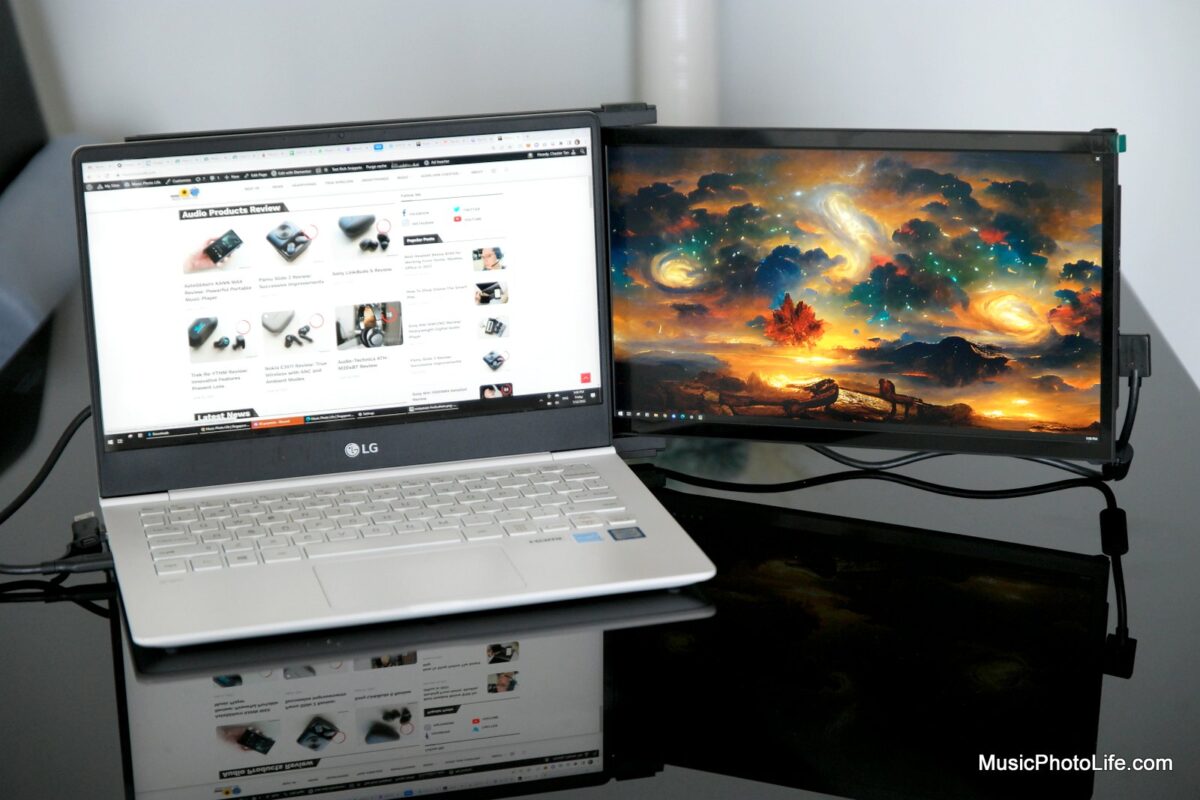 Mobile Pixels DUEX Plus portable laptop monitor review by Chester Tan, Singapore tech blogger