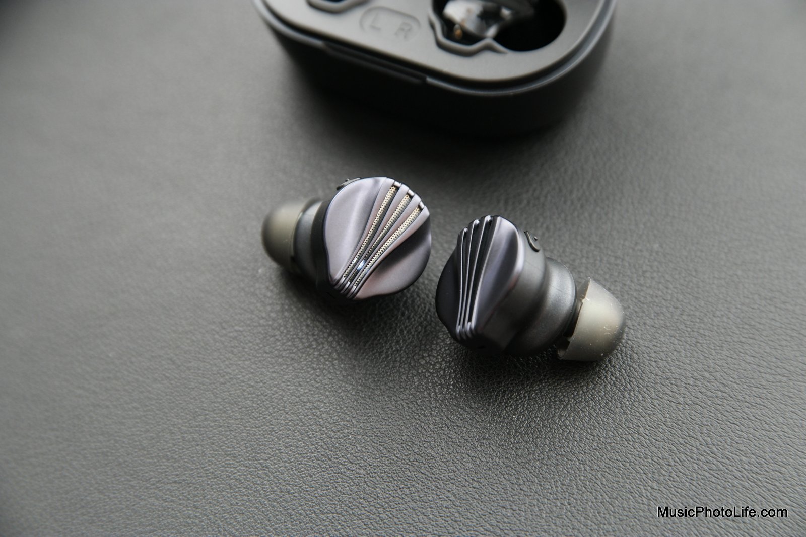 FiiO FW5 Review: Hi-Fi True Wireless Earbuds