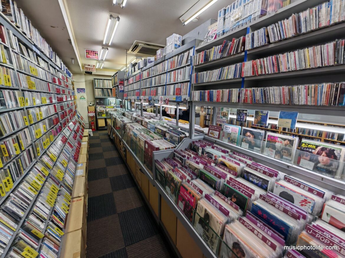 Japanese Record Store Vinyl Record Shopping in Japan 2024 - Best Finds Ever