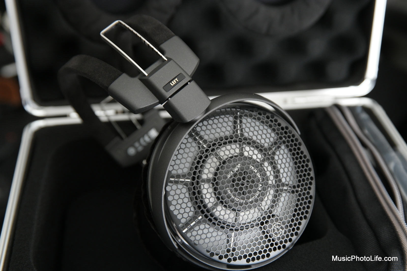 Audio-Technica ATH-ADX7000 Review